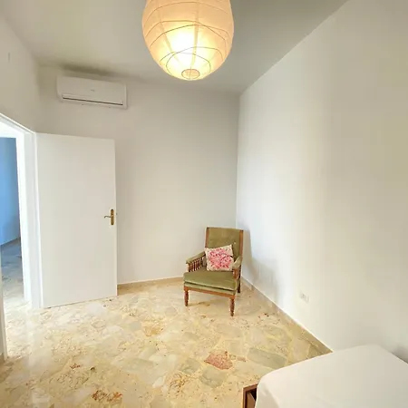 Luxurious Apartment *
