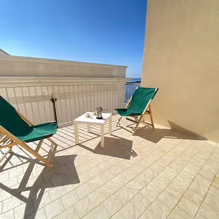 Luxurious * Gallipoli
