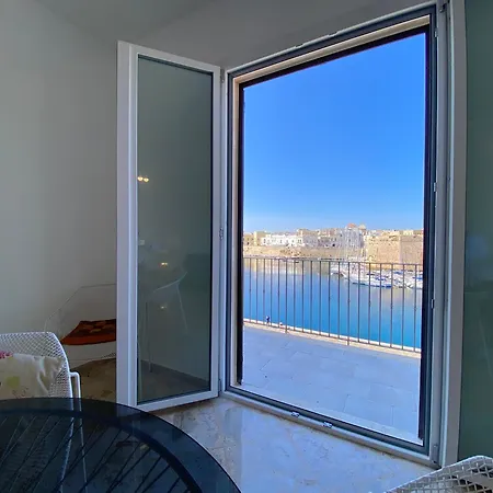 Apartment Luxurious Gallipoli
