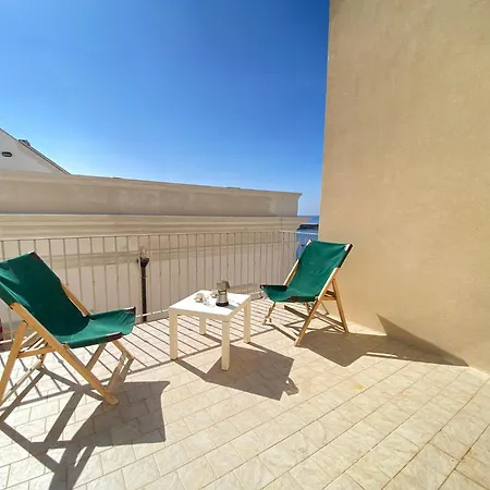 Apartment Luxurious Gallipoli